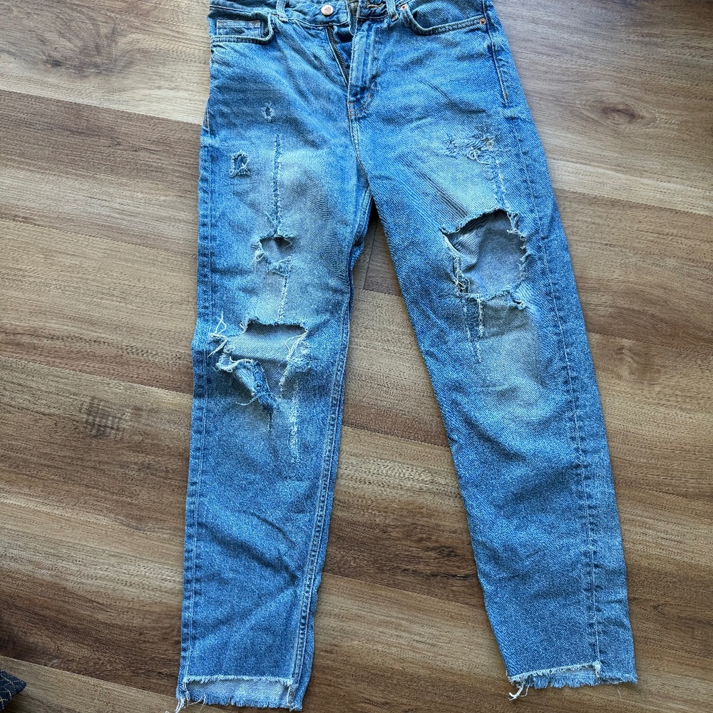 H&M Boyfriend Jeans